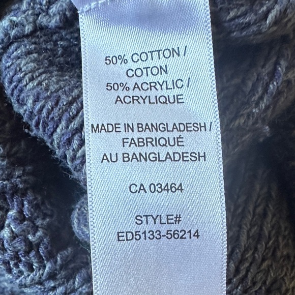 🌸Ricki's Charcoal Cable Knit Sweater - Picture 4 of 6